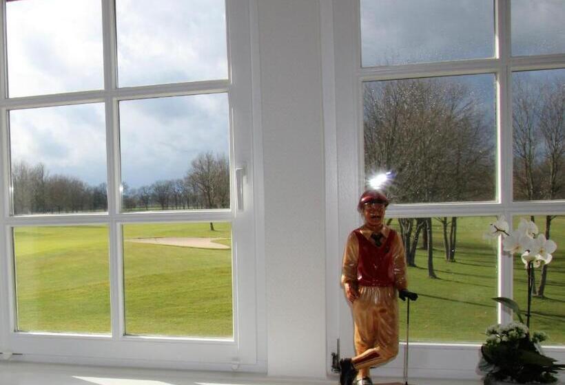ホテル Landhaus Am Golfpark Inhaber Marko Nolden