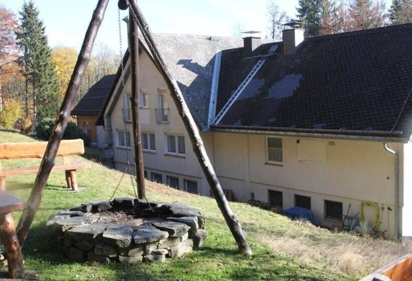 هتل Pension Walddorf