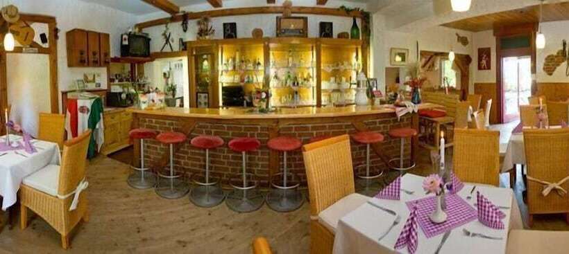 فندق Restaurant & Pension Bellevue