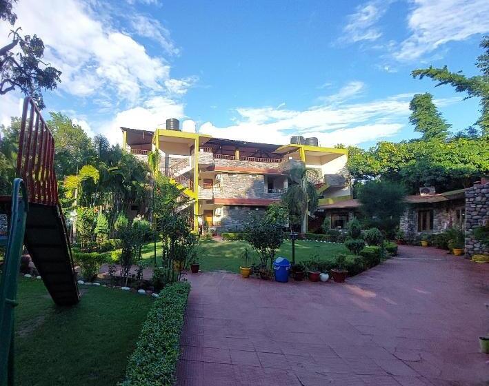 فندق Hr Dukes Den Resort