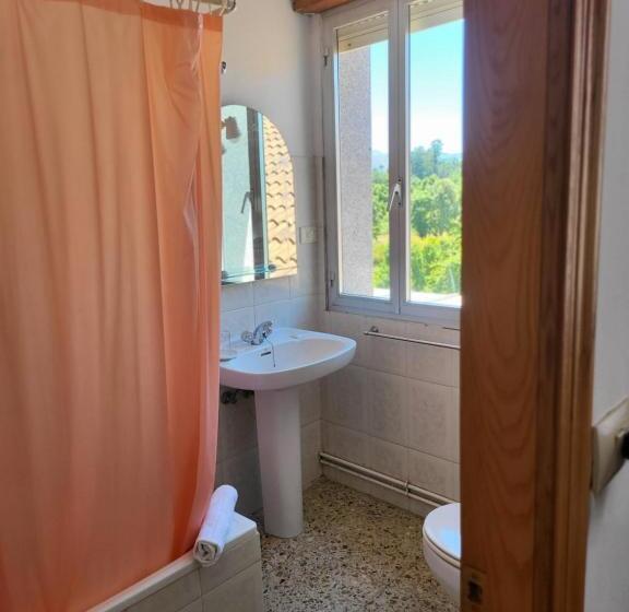 بنسيون Hostal Barcelona
