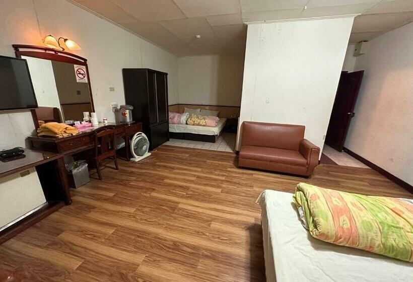 هاستل 丸松商旅