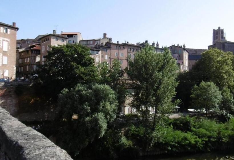 تختخواب و صبحانه Comfort And Fab Views