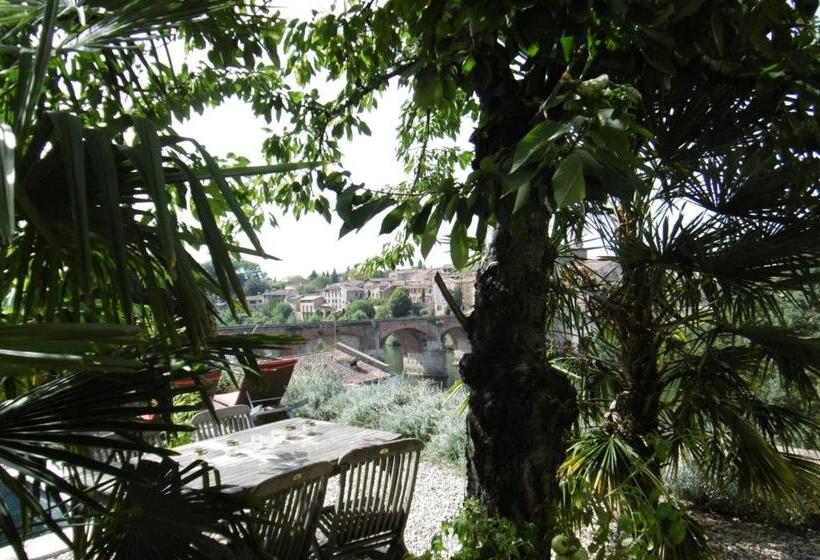 تختخواب و صبحانه Comfort And Fab Views