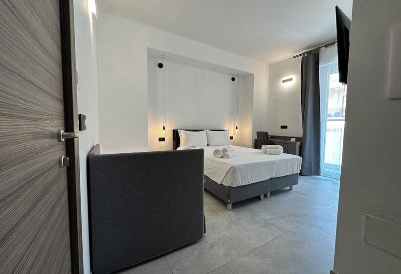 پانسیون Dolmen Guest House