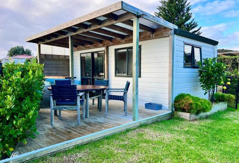 פנסיון Mount And Surf View Cabin