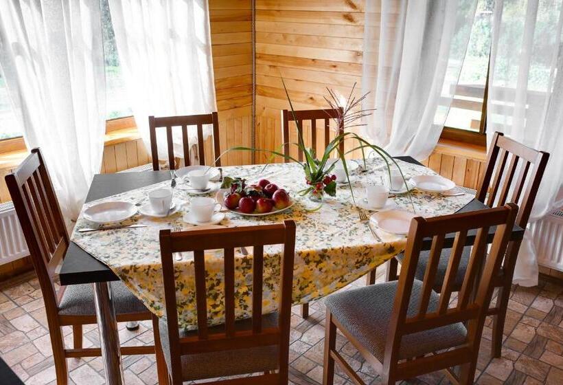 پانسیون Paegli Guest House