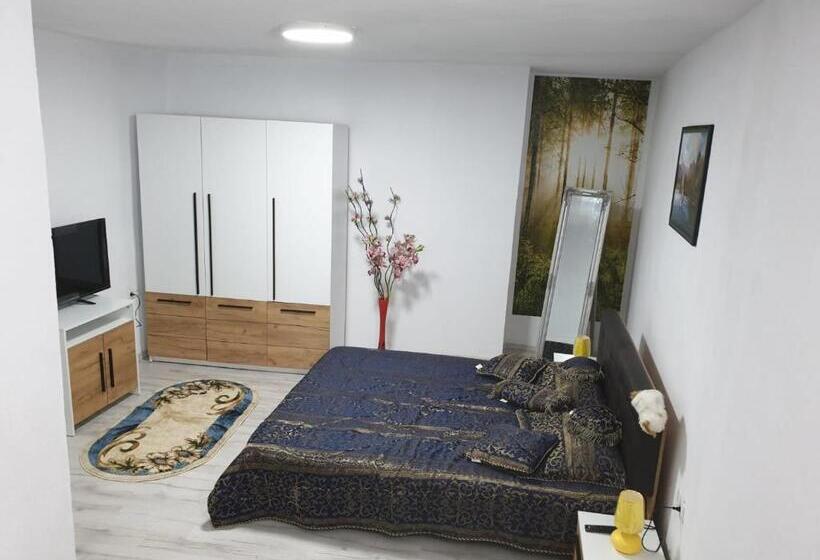 تختخواب و صبحانه Casa Cristea