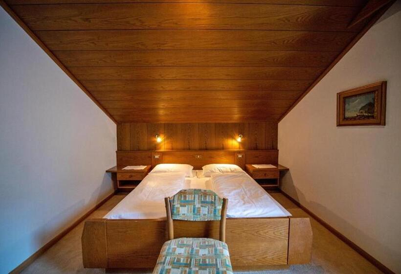 Пансион Apartments Zilli