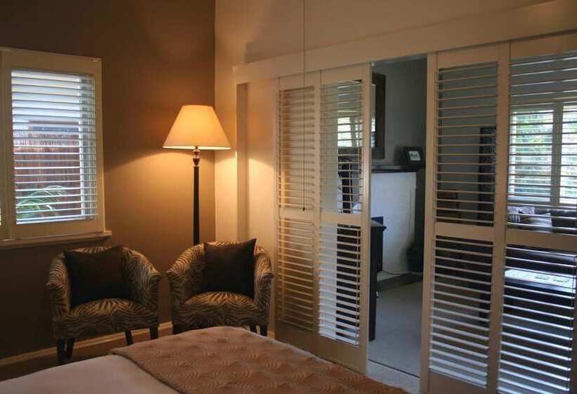 Plantation House At Whitecliffs Bed And Breakfast