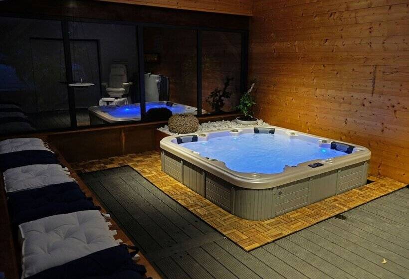 فندق Au Coq Dort Spa