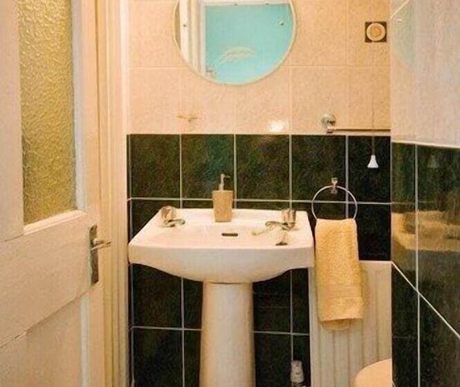 فندق Castlehouse B&b