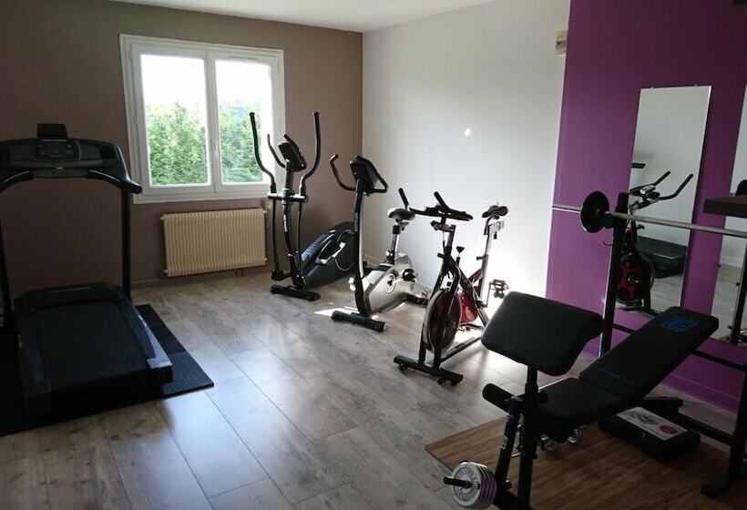 בית מלון כפרי Cozy Hôtel Logis Morlaix