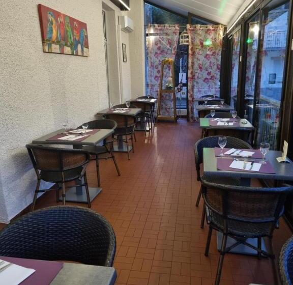 酒店 Logis Hôtel Restaurant Les Carillons