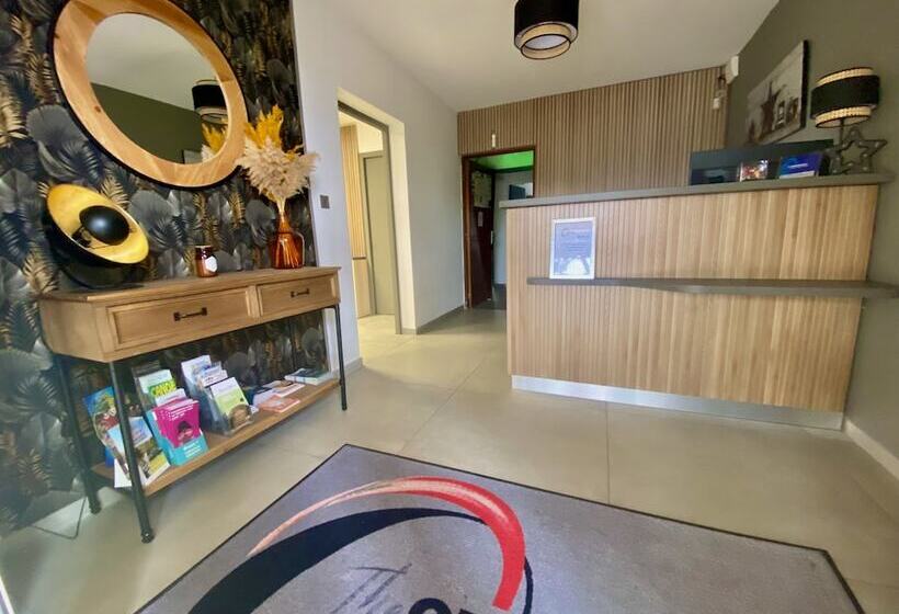 בית מלון כפרי The Originals City, Hôtel Azur,fossurmer