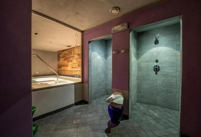 هتل Albergo Alla Rosa