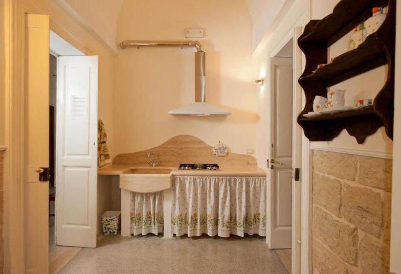 هتل Antica Villa La Viola