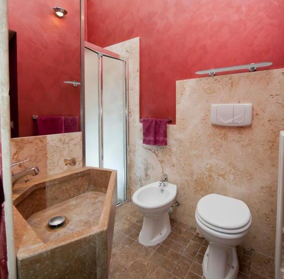 هتل Antica Villa La Viola