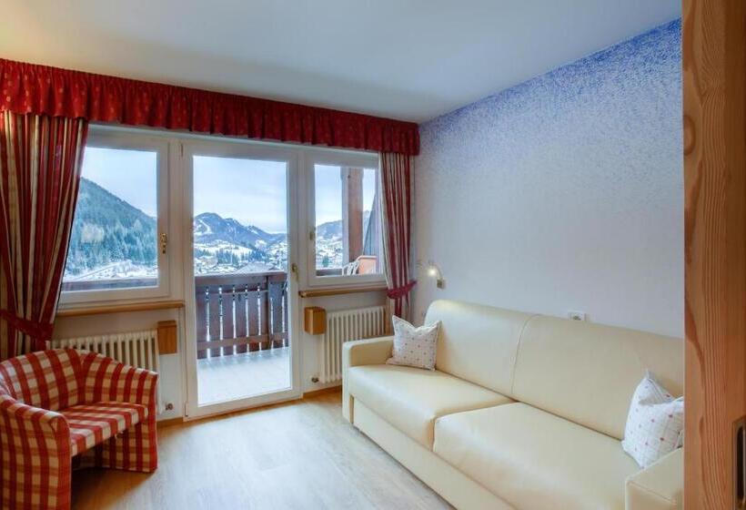 هتل Astor Suites B&b