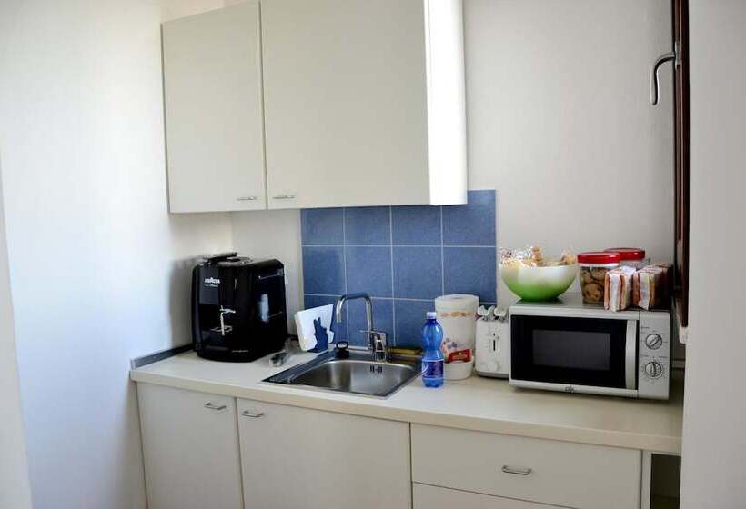 ホテル B&b Tana Della Volpe