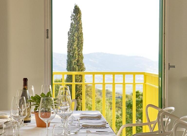 هتل Borgo La Pietraia