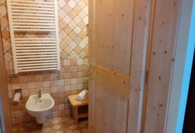 فندق Dal Bracconiere
