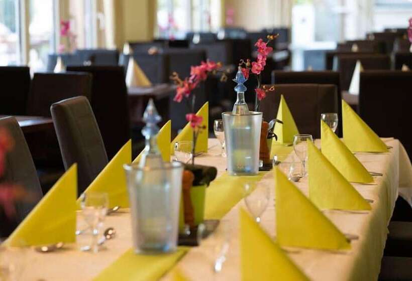 ホテル Domäne Am See