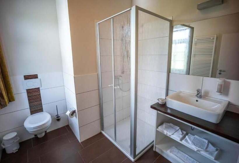 ホテル Domäne Am See