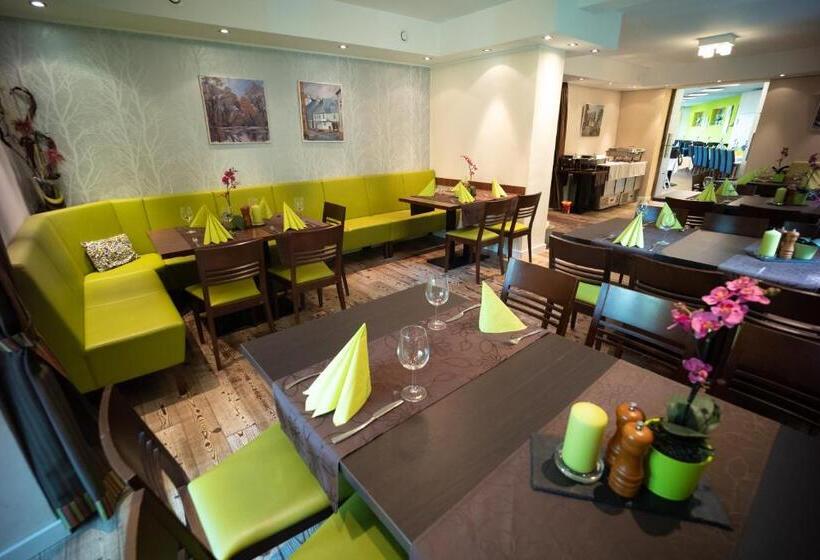 ホテル Domäne Am See