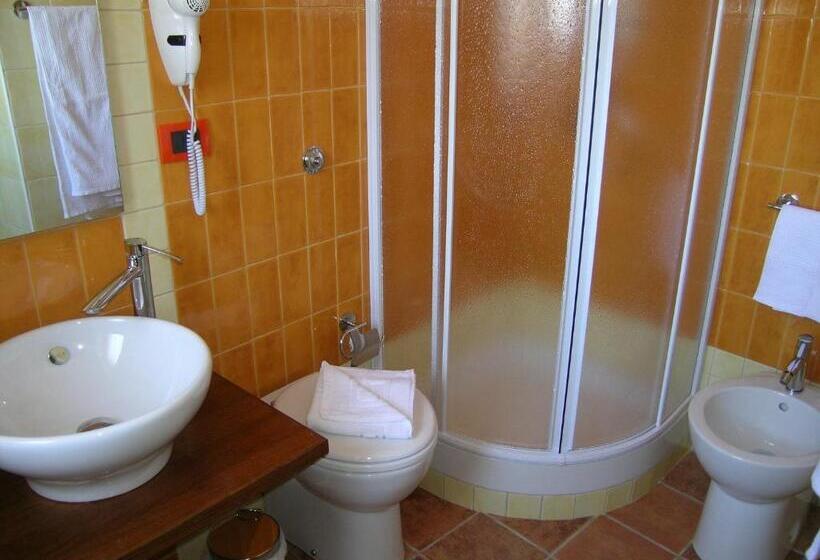 فندق Domus Lilio