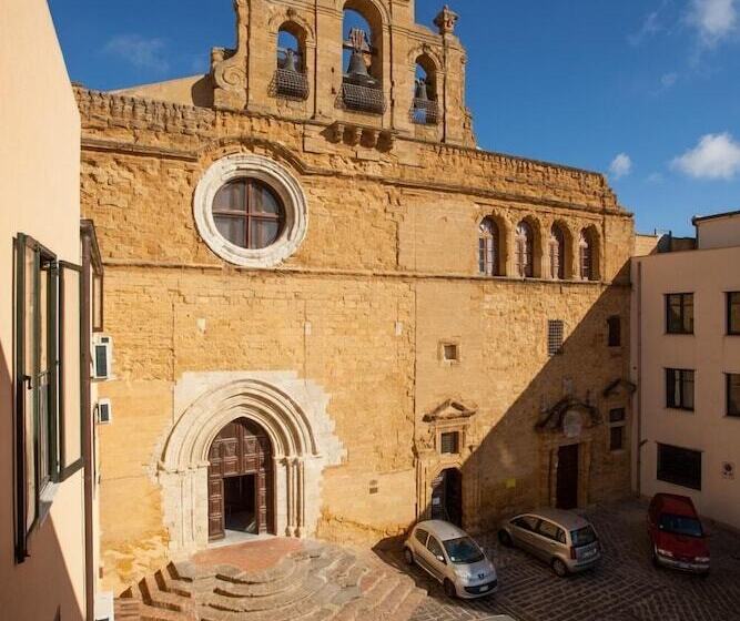 هتل Monastero Santo Spirito