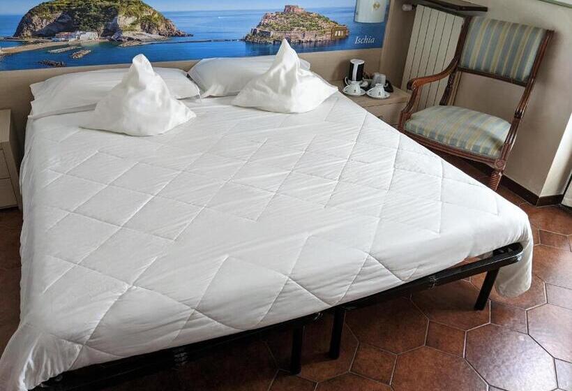 فندق Montecarlo