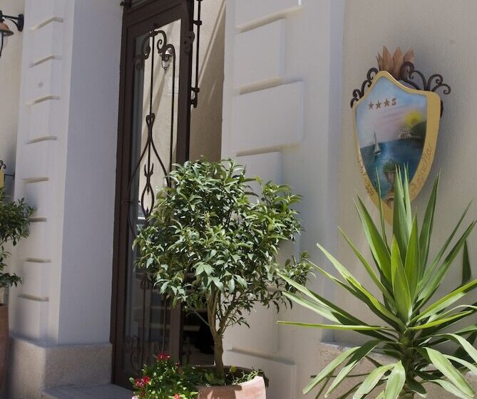 فندق Palazzo Reginella