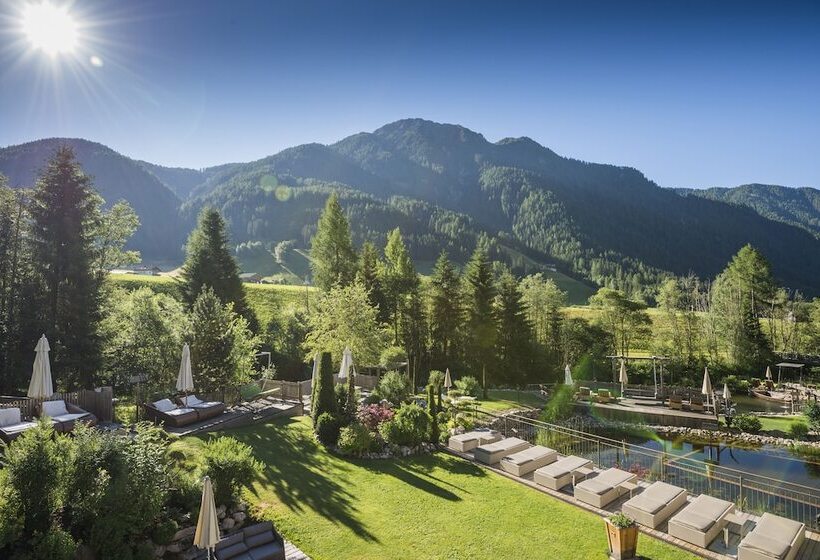 ホテル Quelle Nature Spa Resort
