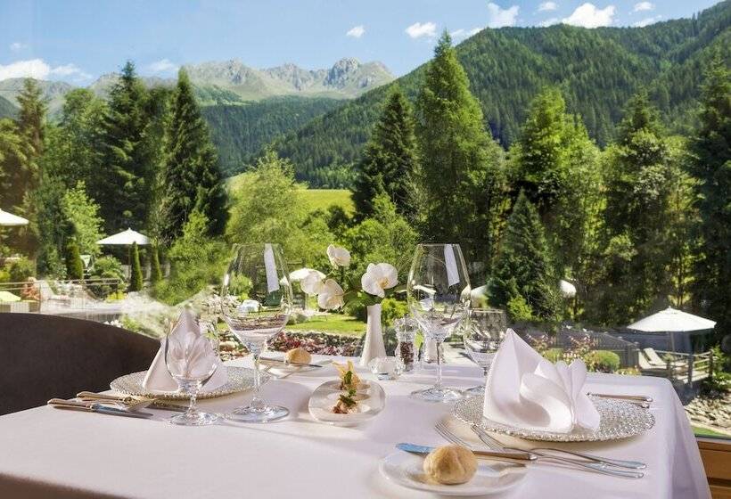 ホテル Quelle Nature Spa Resort