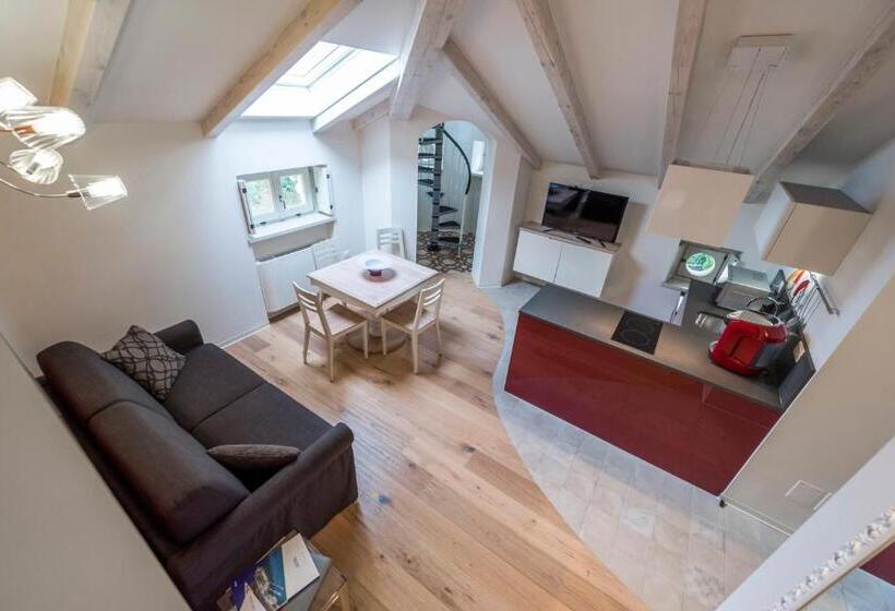 هتل Villa Italia Luxury Suites And Apartments