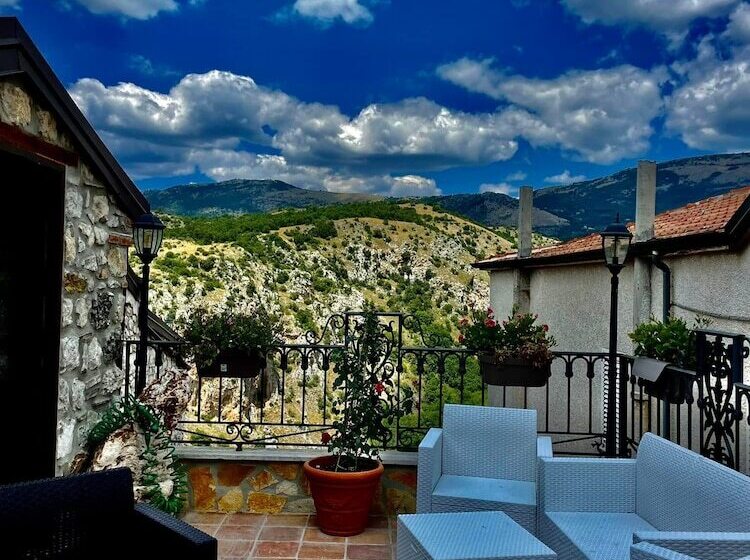 فندق Villa Torre Antica