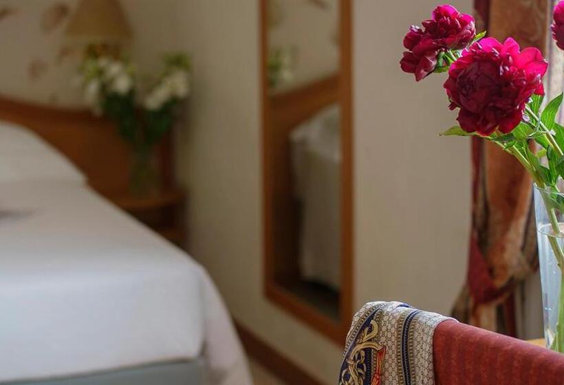 Bes Hotel Villa Zoia