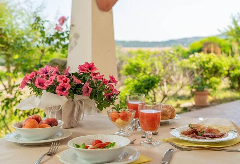 هتل Borgo Alba Barona Turismo Rurale