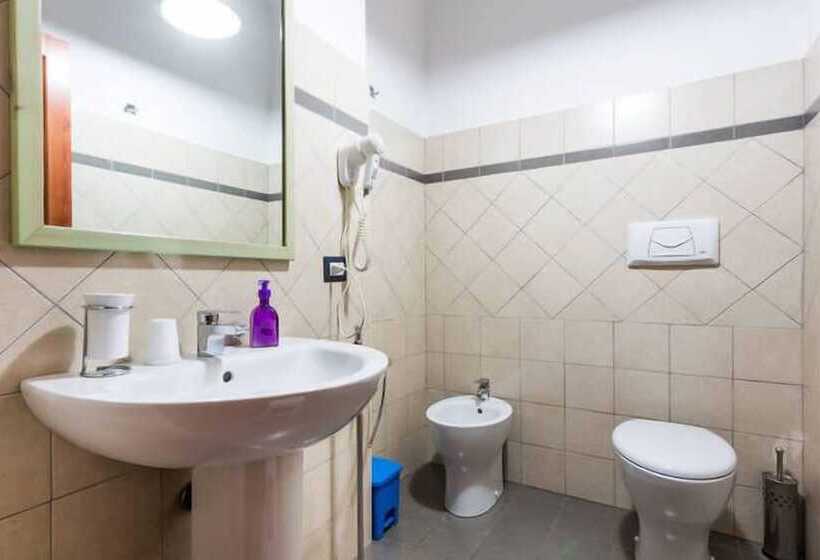 فندق Bosa Guest House