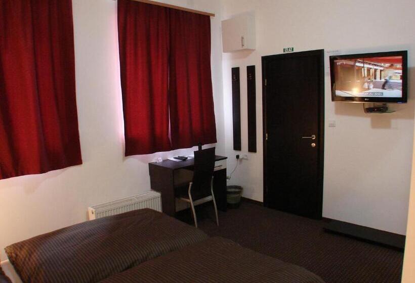 בית מלון כפרי Rooms Levicki