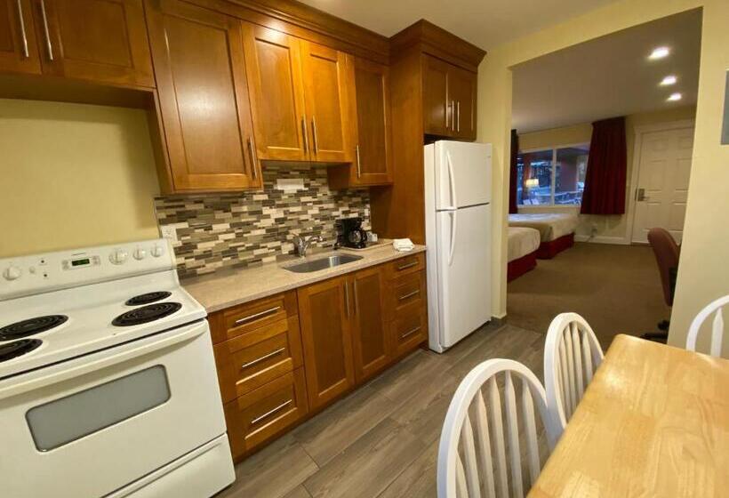 בית מלון כפרי Sahara Courtyard Inn Osoyoos
