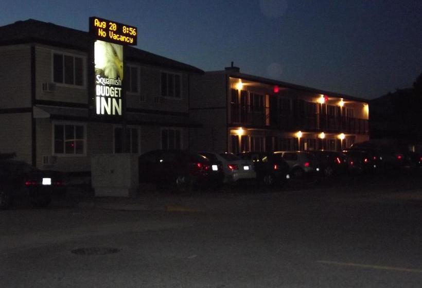 בית מלון כפרי Squamish Budget Inn