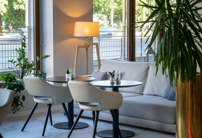 هتل Innside By Meliá Leipzig