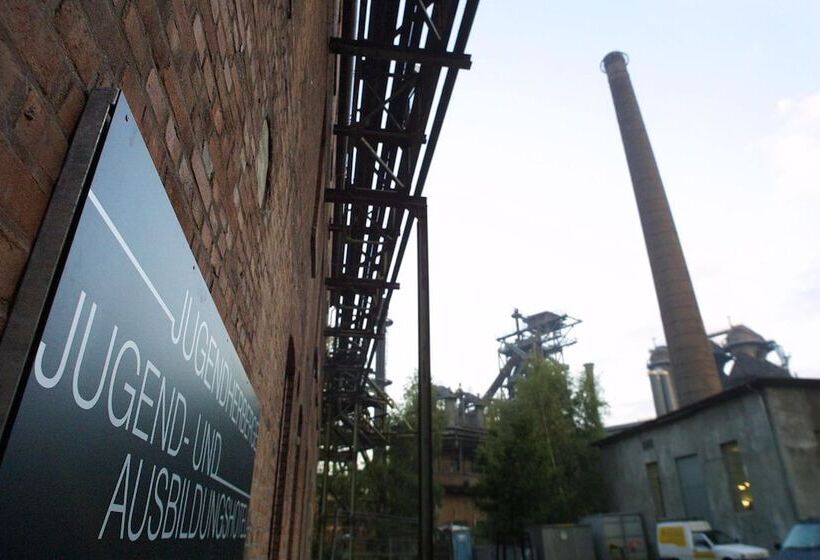 هتل Jugendherberge Duisburg Landschaftspark
