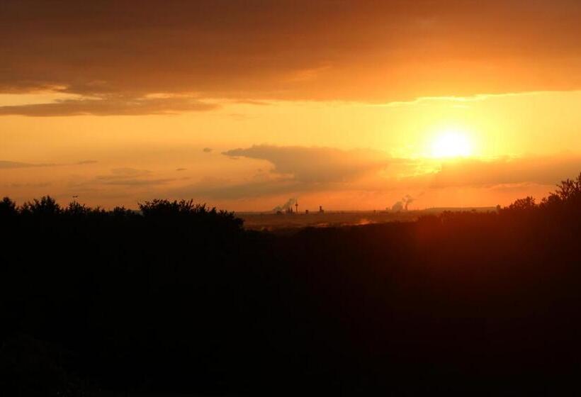 هتل Landgasthof Zum Häuschen