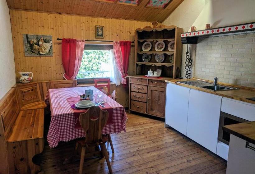 هتل Sembenini Palace