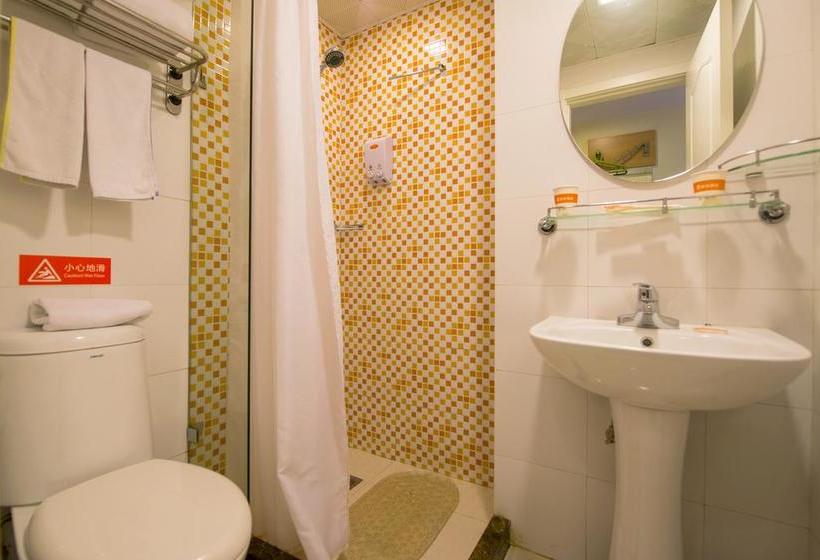 호텔 Home Inn Kunming Beichen Avenue