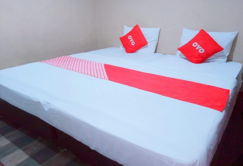 هتل Putri Gading 2 By Oyo Rooms