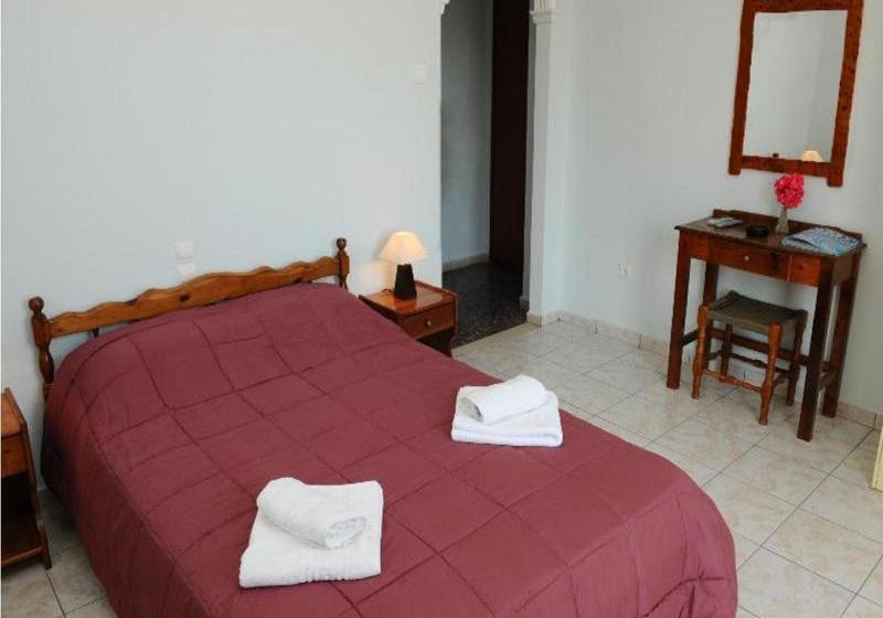 Apostolos & Eleni Family Apartments